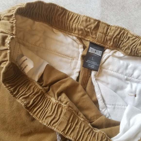 ✖️SOLD✖️Khaki cargo joggers - Picture 7 of 10